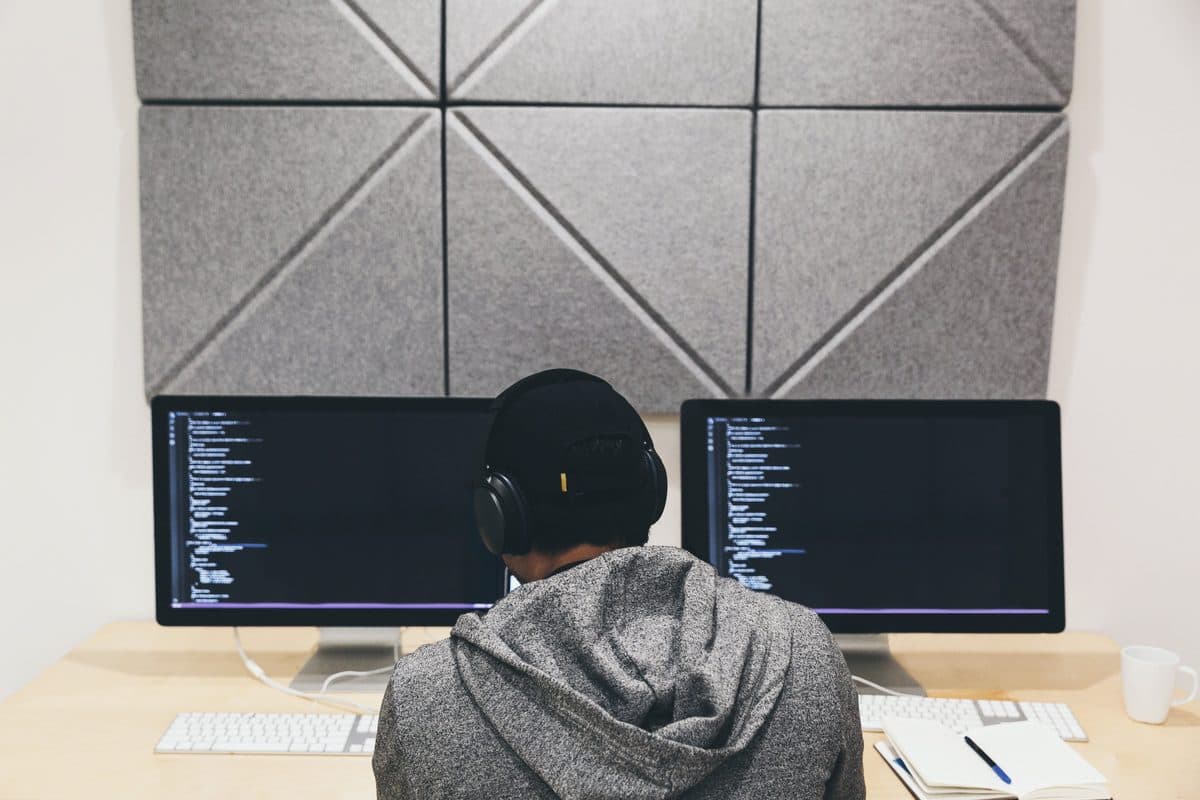 Programmer focused on code